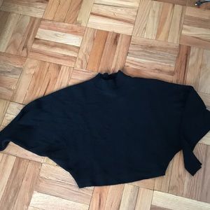 Zara caccoon cropper knit sweater black size M